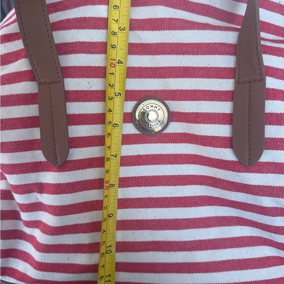 Striped Red and Tan Tommy Hilfiger bag - Picture 3 of 4